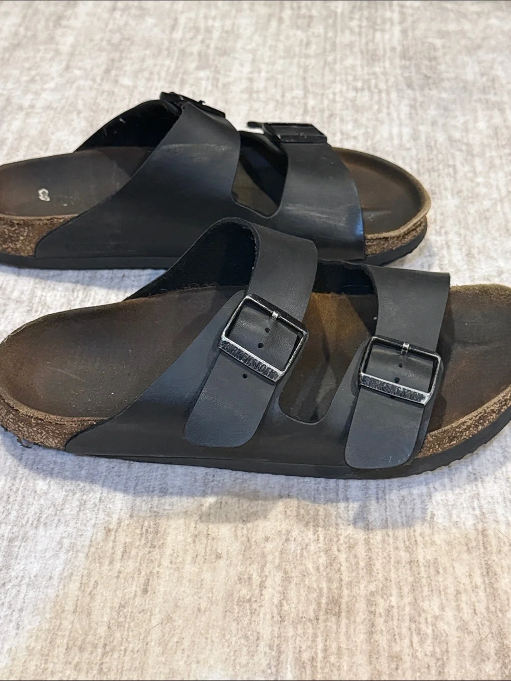 Men’s size 41 Birkenstock sandals